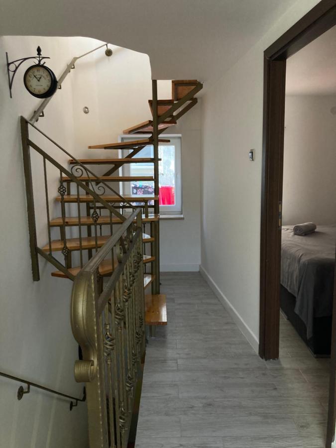 Apartman Sulic 沃德年 外观 照片
